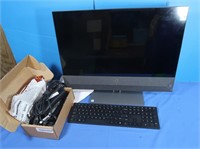 24" HP Computer Monitor4, AC Adapter, Keyboard