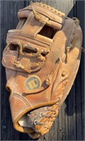 Wilson Leather Ball Glove