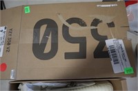 Yeezy Boost 350 V2 HQ6316; size 9