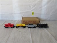 Shell Train Set with Box