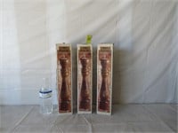Three pepper mills app new in boxes