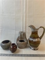 4 pottery pieces