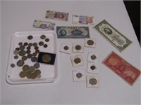 TRAY: ASS'T FOREIGN COINS & BANKNOTES