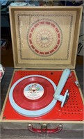VINTAGE CHILD'S RECORD PLAYER