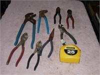 Pliers, Wire Cutters & 25' Measuring Tape