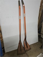 (2) ROOFING SHOVELS - USED