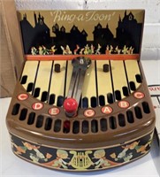 Vintage Tin Ring-a-toon Music Maker