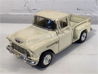 1/24 Scale 1957 Chevy stepside pick up