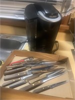 Keurig coffee machine, knives