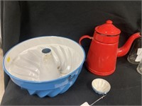 Enamelware Teapot with Food Mold
