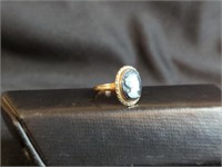 10K GOLD CAMEO RING