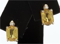 $ 2600 3.00 Ct Ceylon Sapphire Diamond Earrings