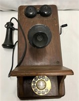 Baird Mfg Co. Oak Wall Phone