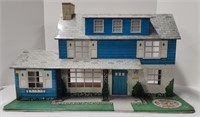 Vintage Marx Tin Doll House w/working Light