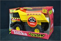 2003 Tonka Mighty Dump w/ Hard Hat & Tools New
