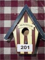 Americana birdhouse