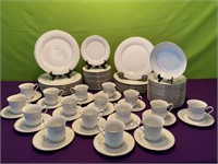 “Classic Gold” by Tienshan Fine China Set for 16