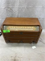 Vintage MCA Minerva Radio, not tested