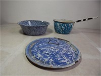 Antique Blue Swirl Graniteware Collander & Pot