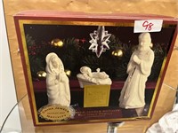 LENOX NATIVITY SET