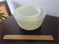Pyrex mixing bowls