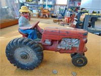 Auburn Rubber tractor w Driver