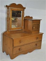 Antique Pine low boy dresser w/ hat box