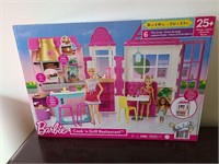 Barbie Cook and Grill Restaurant Playset NEW