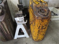 Metal Jerry Can & 2 SCA Car Stands