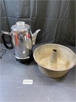 Vintage Cake Pan and Electric Kettle - no cord