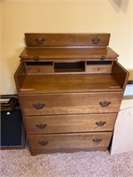 Small chest of drawers and desk. Dimensions are