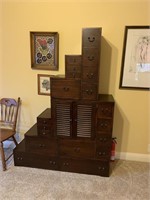 Modular set of drawers. The top piece can flip