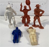 Lot of 5 Assorted plastic figures Marx ++