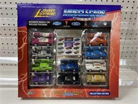 JOHNNY LIGHTNING MUSCLE CARS SET 1/64 SCALE