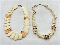 Pair of vintage sea shell necklaces
Approx 16”
