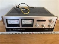 Accuphase amplifier