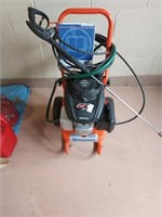 Husqvarna 2500 PSI power washer with manual