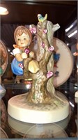Hummel figurine Apple tree Girl