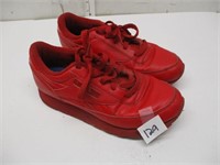 Reebook Shoes Size 6 1/2 Youth