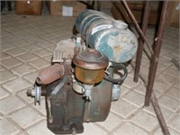 Vintage Clinton Machine Co. Gas Engine