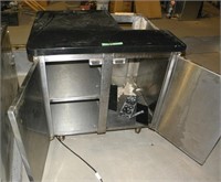 STAINLESS STEEL COLD UNIT PREP TABLE