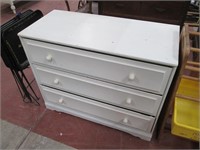 White Painted 3 Drawer Dresser. 35”x16”x29”