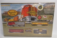 Bachmann Santa Fe flyer complete and ready to run