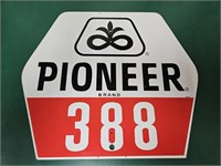 60'S PIONEER #388 CORN SIGN 13" X 15"