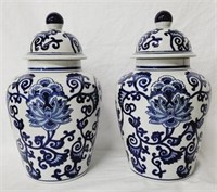 Pair blue & white porcelain ginger jars, 14 x 8
