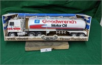 NIB: NYLINT Goodwrench Tanker Transport