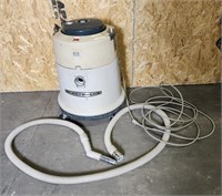 Electrolux Canister Vacuum - Works!