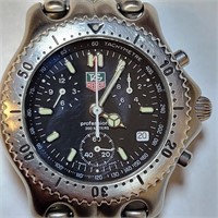 TAG HEUER PROFESSIONAL 200 METER WATCH