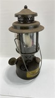 Vintage Coleman 1966 US lantern