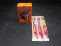 Vintage Looney Tunes Band-Aids/Toothbrushes